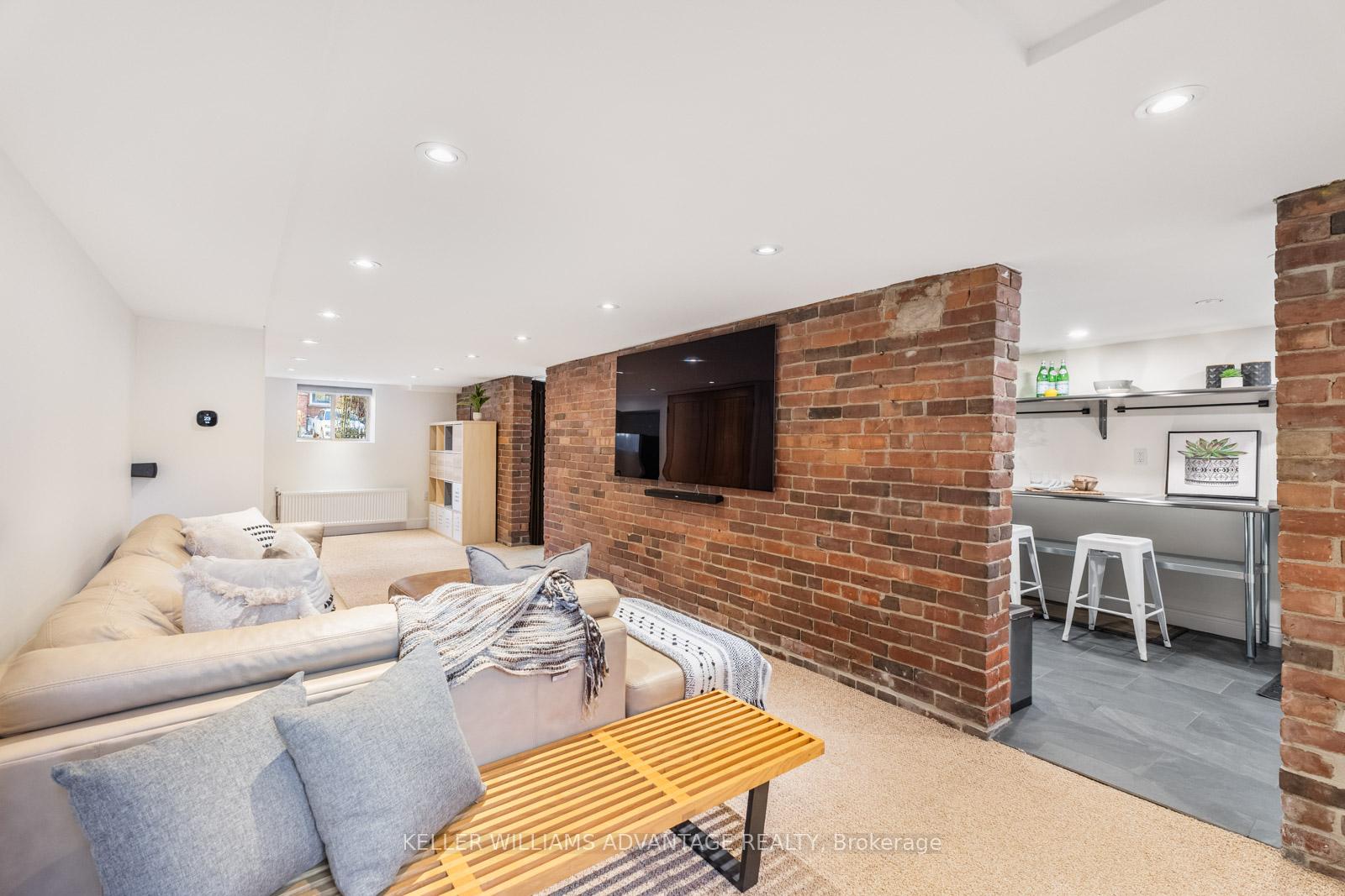 Photo 31 of 101 Dixon Avenue, Toronto, The Beaches — HOMEH