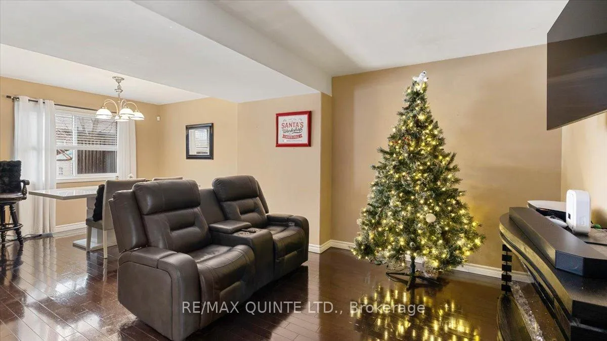 Photo 4 of 54 Princeton Place, Belleville, Thurlow Ward — HOMEH