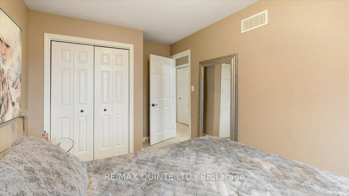 Photo 12 of 54 Princeton Place, Belleville, Thurlow Ward — HOMEH