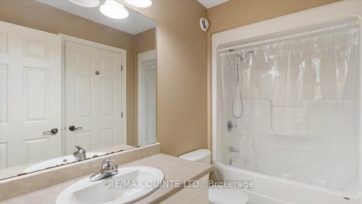 Photo 13 of 54 Princeton Place, Belleville, Thurlow Ward — HOMEH