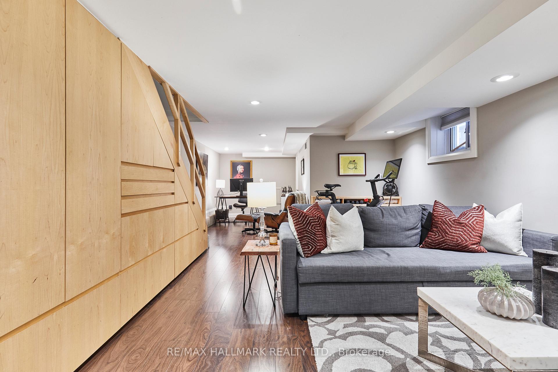 Photo 21 of 128 Donegall Drive, Toronto, Leaside — HOMEH