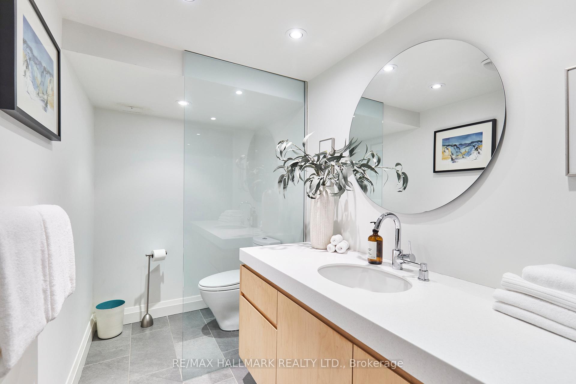 Photo 25 of 128 Donegall Drive, Toronto, Leaside — HOMEH