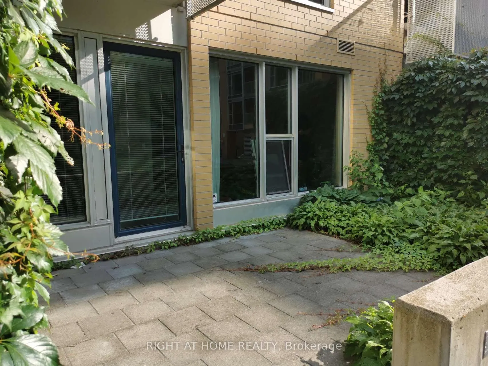 Photo 12 of Unit 117, 250 Lett Street, Ottawa, West Centre Town — HOMEH