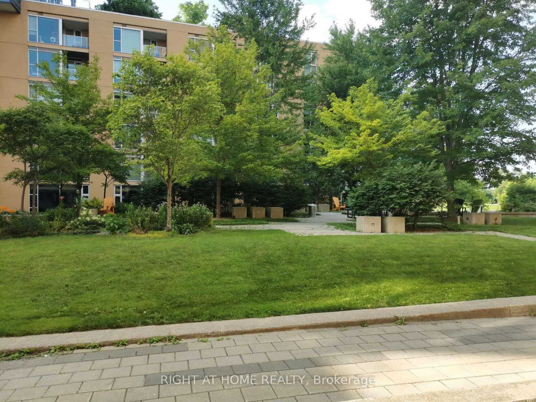 Photo 16 of Unit 117, 250 Lett Street, Ottawa, West Centre Town — HOMEH