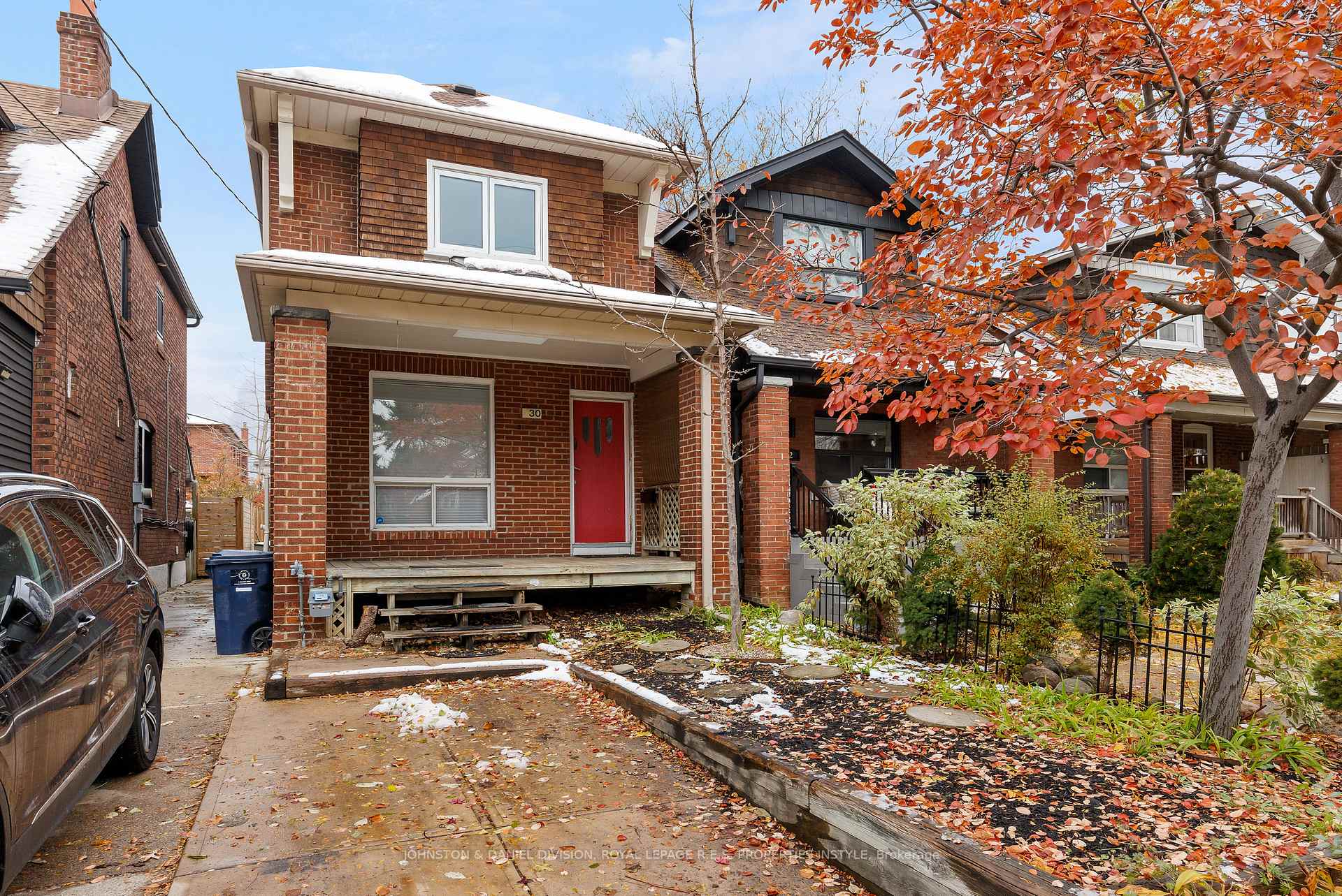 Photo 3 of 30 Mortimer Avenue, Toronto, Broadview North — HOMEH
