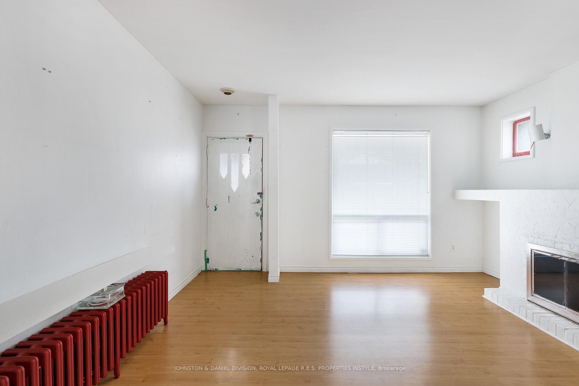 Photo 5 of 30 Mortimer Avenue, Toronto, Broadview North — HOMEH