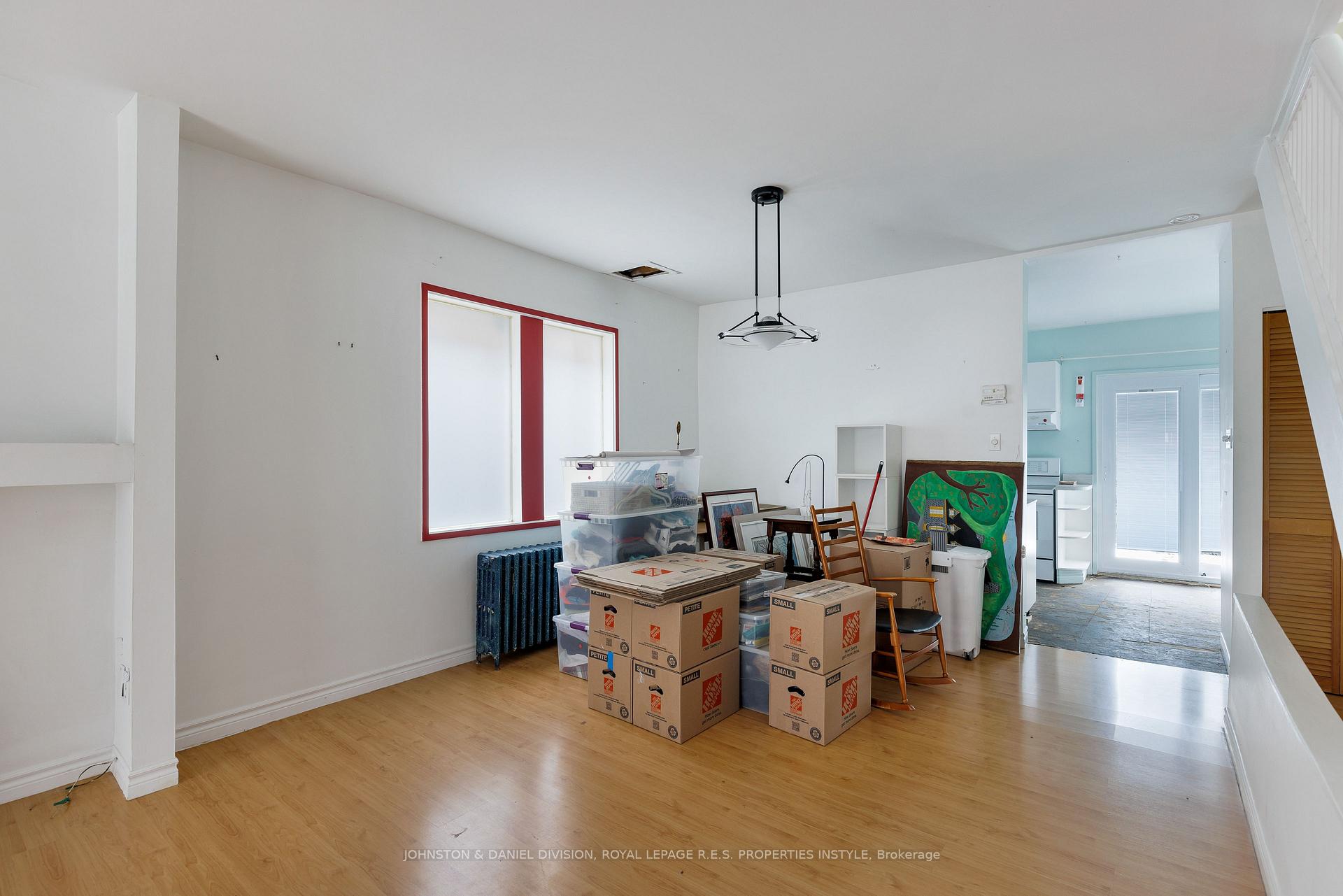 Photo 9 of 30 Mortimer Avenue, Toronto, Broadview North — HOMEH