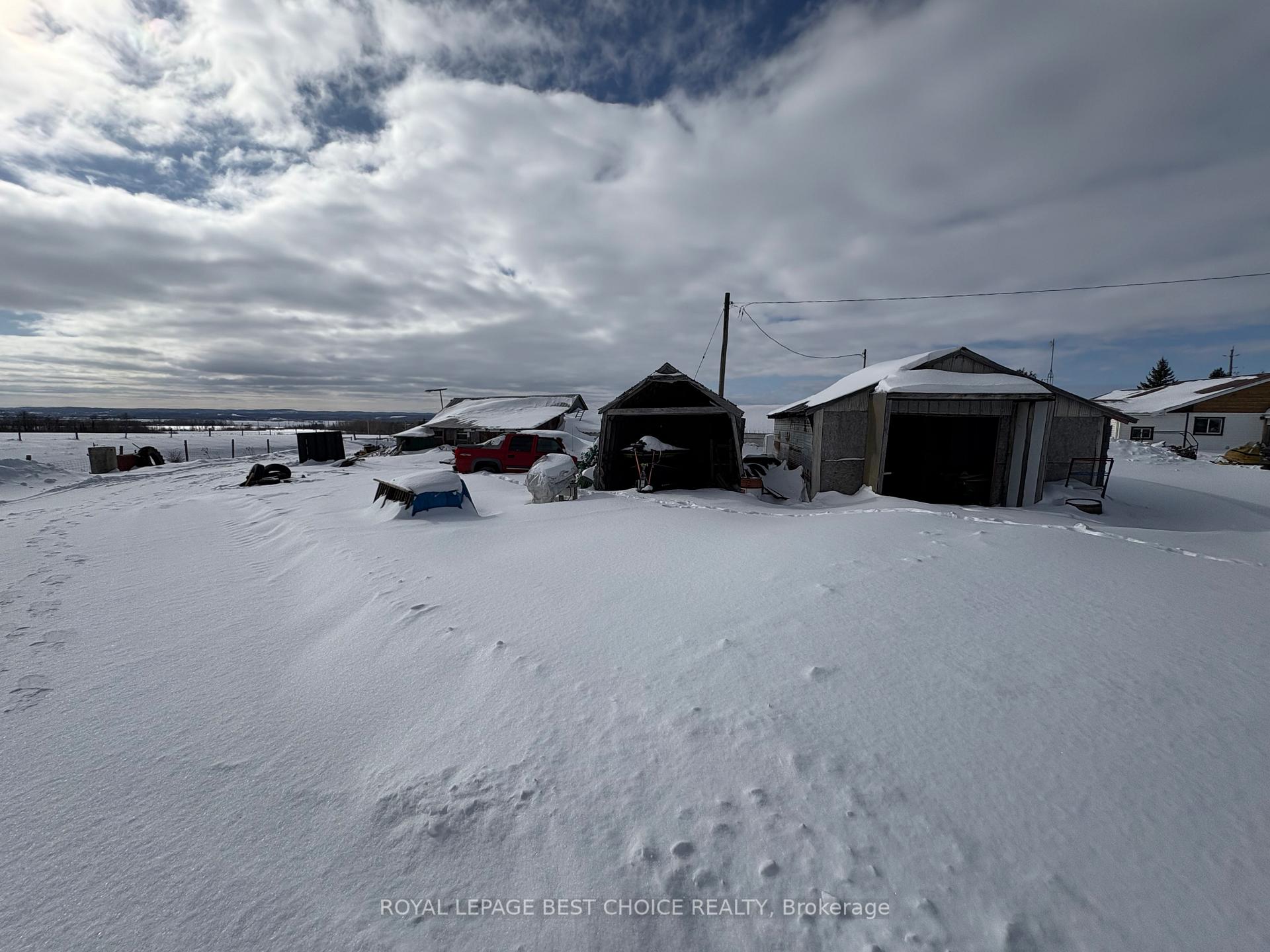 Photo 16 of 964296 Development Road, Timiskaming, TIM - Outside - Rural — HOMEH