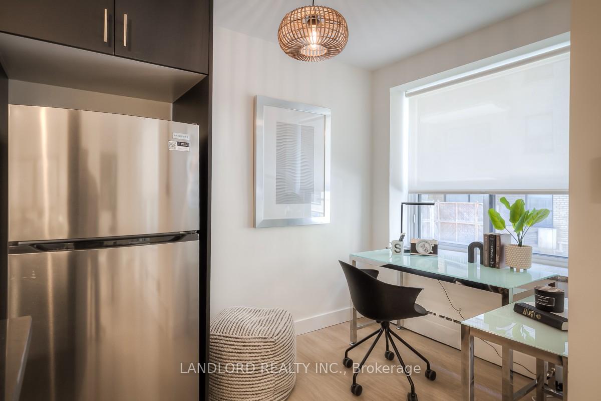 Photo 16 of Unit 305, 420 Eglinton Avenue E, Toronto, Mount Pleasant East — HOMEH