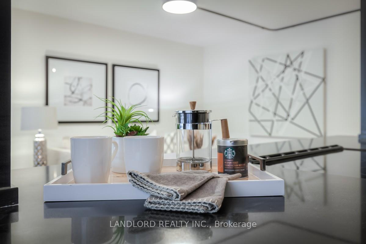 Photo 18 of Unit 305, 420 Eglinton Avenue E, Toronto, Mount Pleasant East — HOMEH