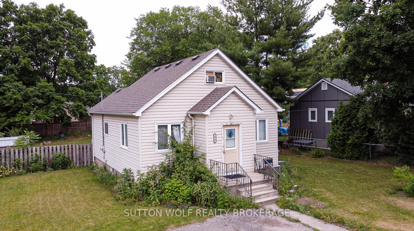 Photo 9 of 173 High Street W, Strathroy-Caradoc, SW — HOMEH