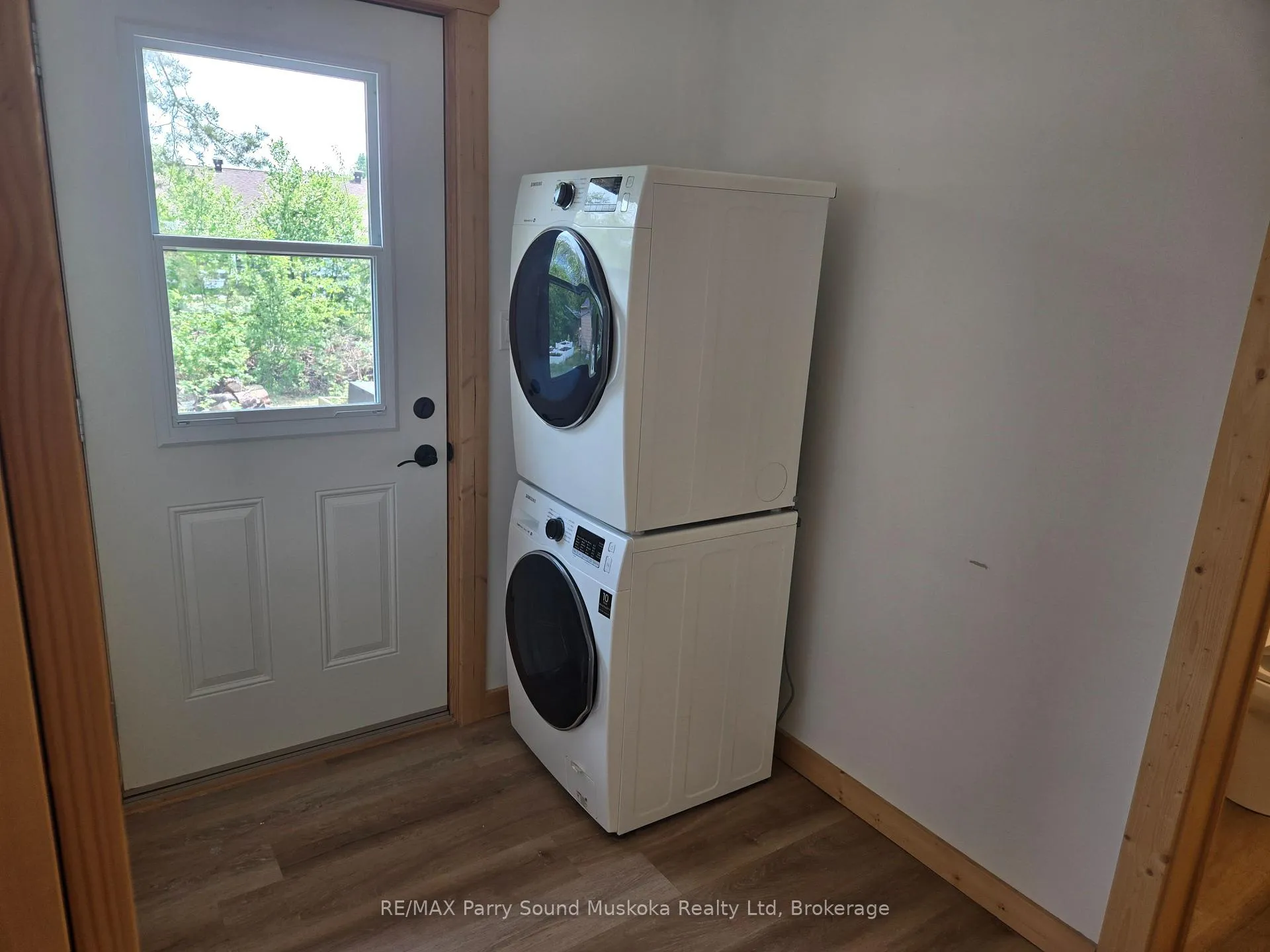 Photo 17 of 18 Roselawn Boulevard, South River — HOMEH