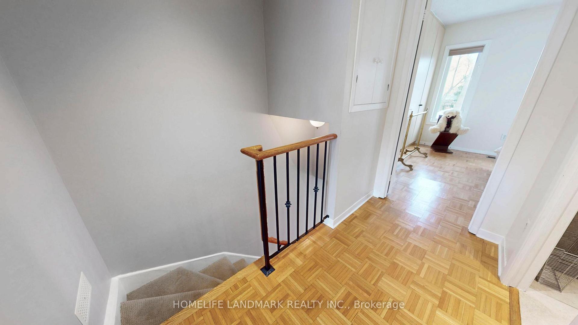 Photo 21 of 20 Aitken Place, Toronto, Waterfront Communities — HOMEH