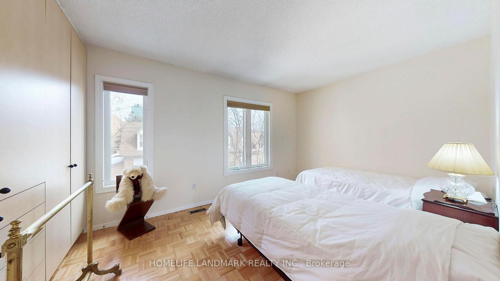 Photo 22 of 20 Aitken Place, Toronto, Waterfront Communities — HOMEH
