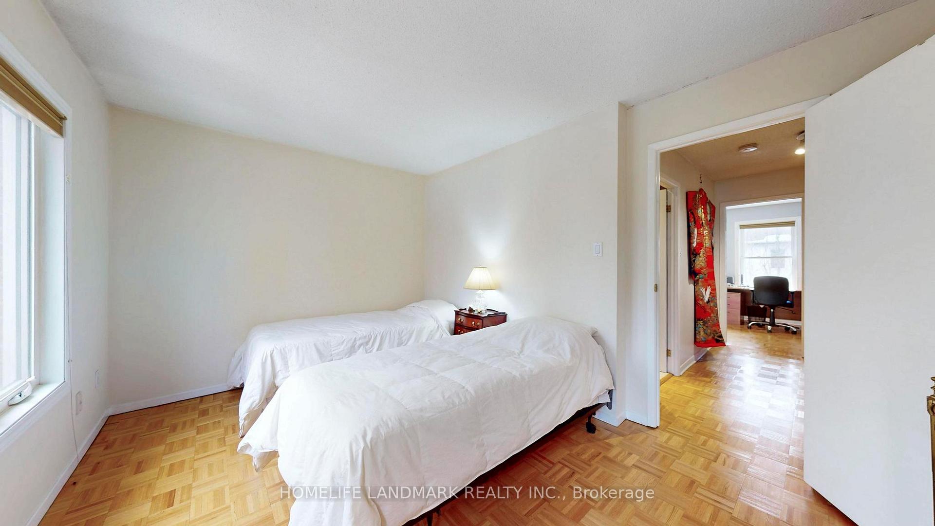 Photo 23 of 20 Aitken Place, Toronto, Waterfront Communities — HOMEH