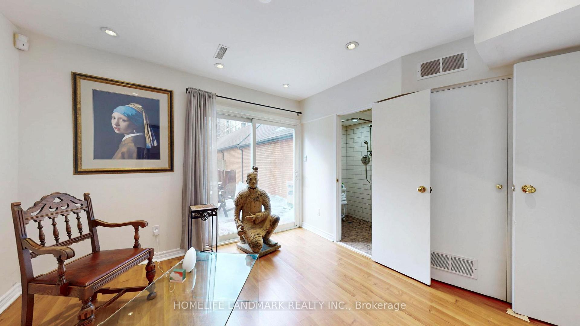 Photo 32 of 20 Aitken Place, Toronto, Waterfront Communities — HOMEH