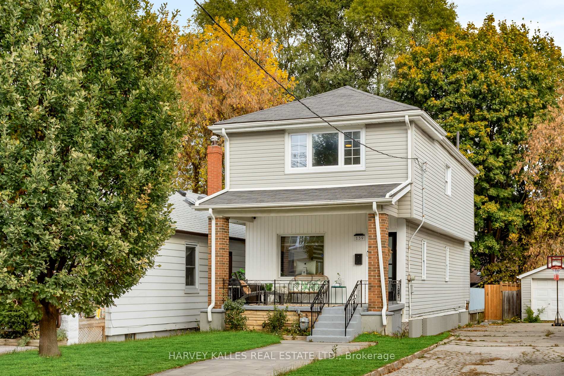 Front of 139 King Edward Avenue