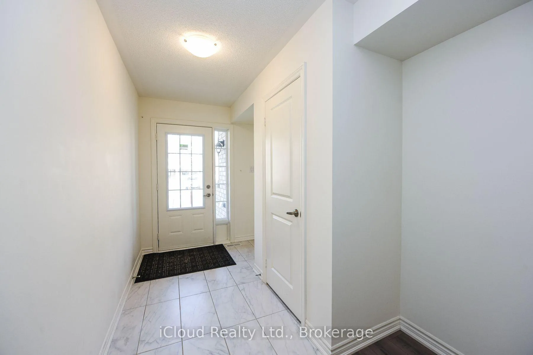 Photo 3 of 39 Stewardship Road, Brampton, Northwest Brampton — HOMEH