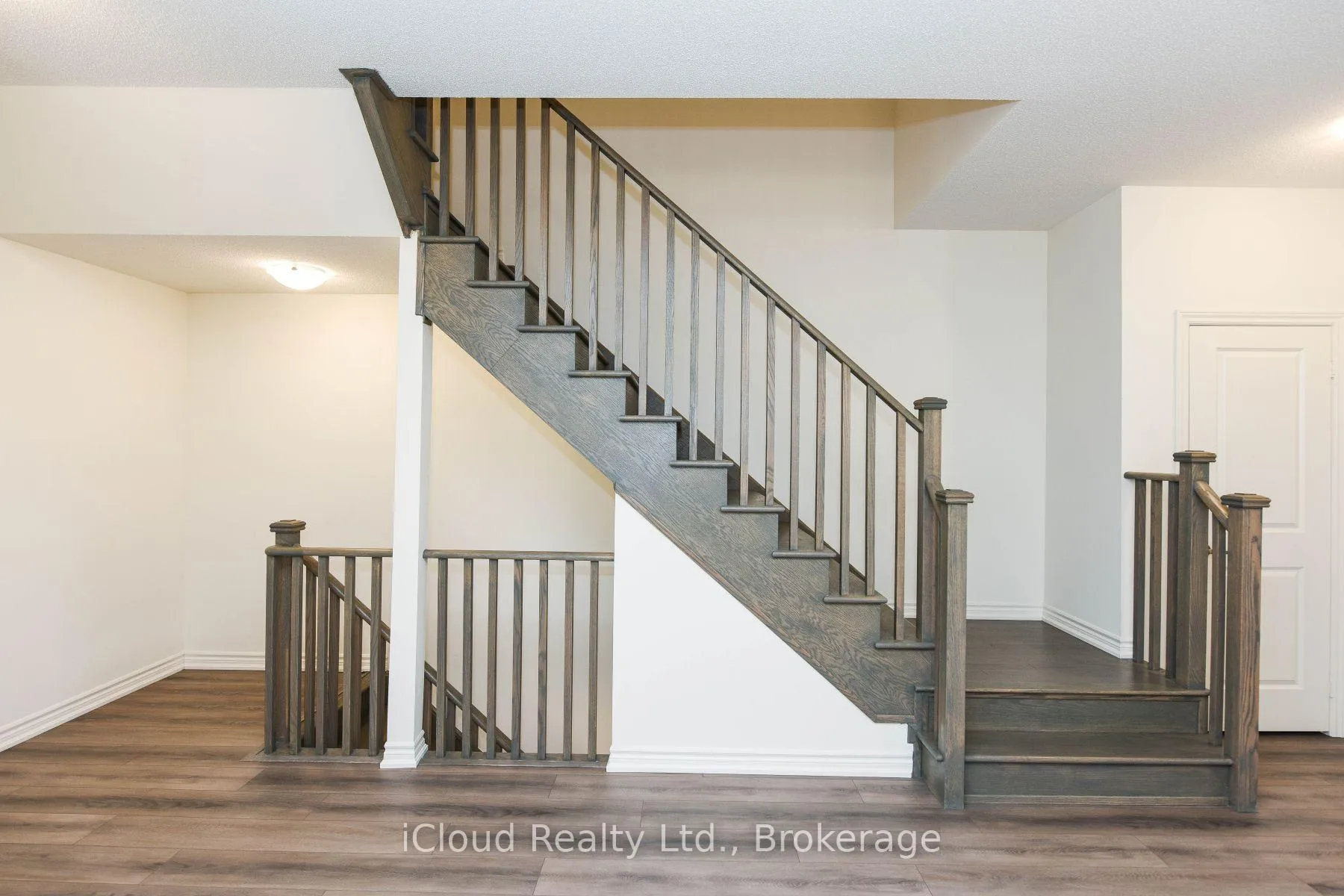 Photo 6 of 39 Stewardship Road, Brampton, Northwest Brampton — HOMEH