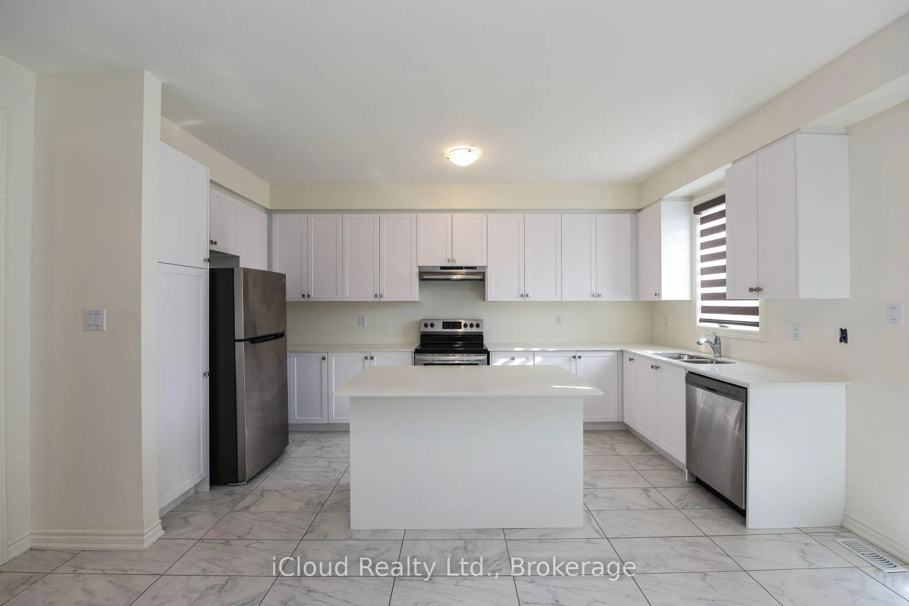Photo 16 of 39 Stewardship Road, Brampton, Northwest Brampton — HOMEH