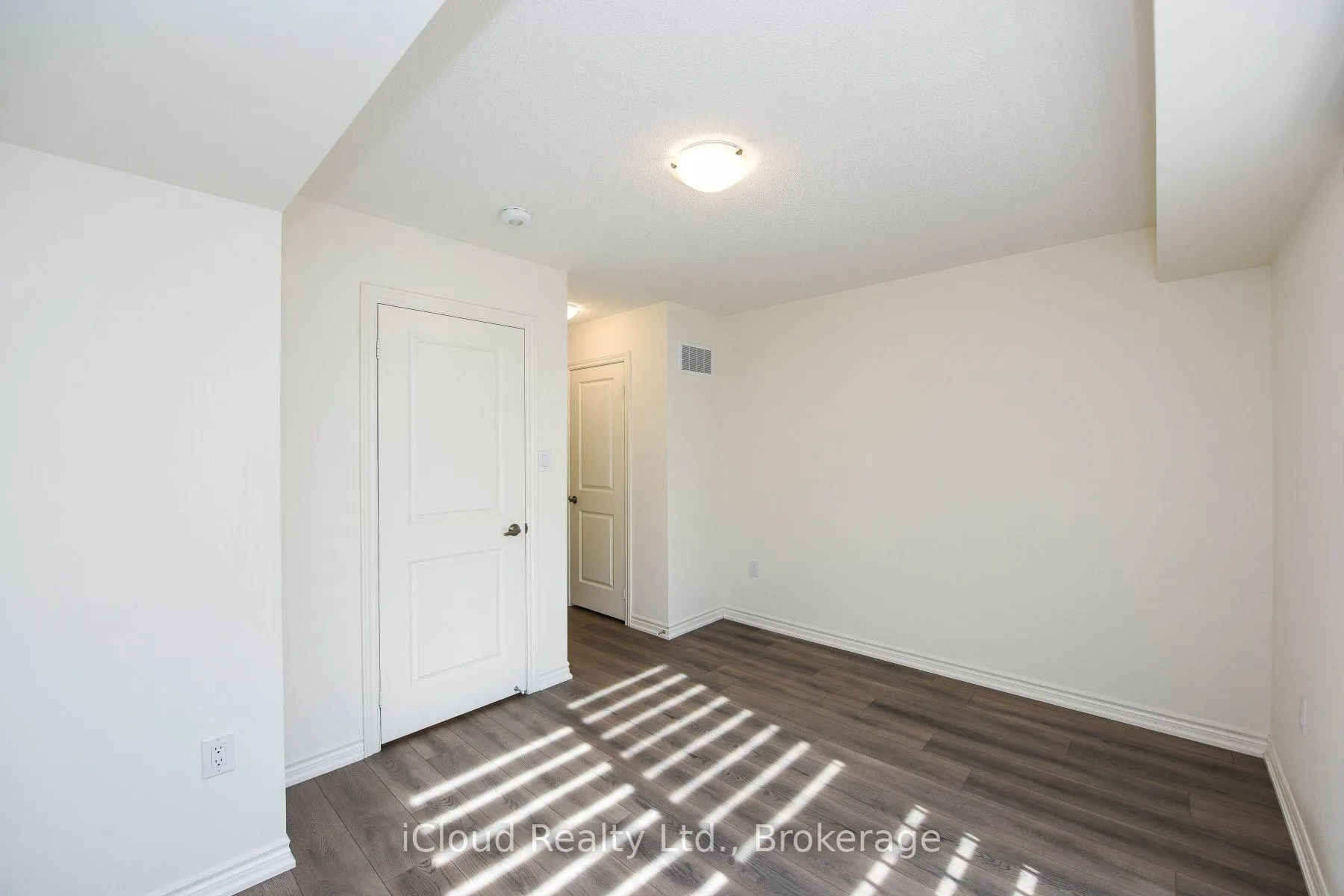 Photo 23 of 39 Stewardship Road, Brampton, Northwest Brampton — HOMEH