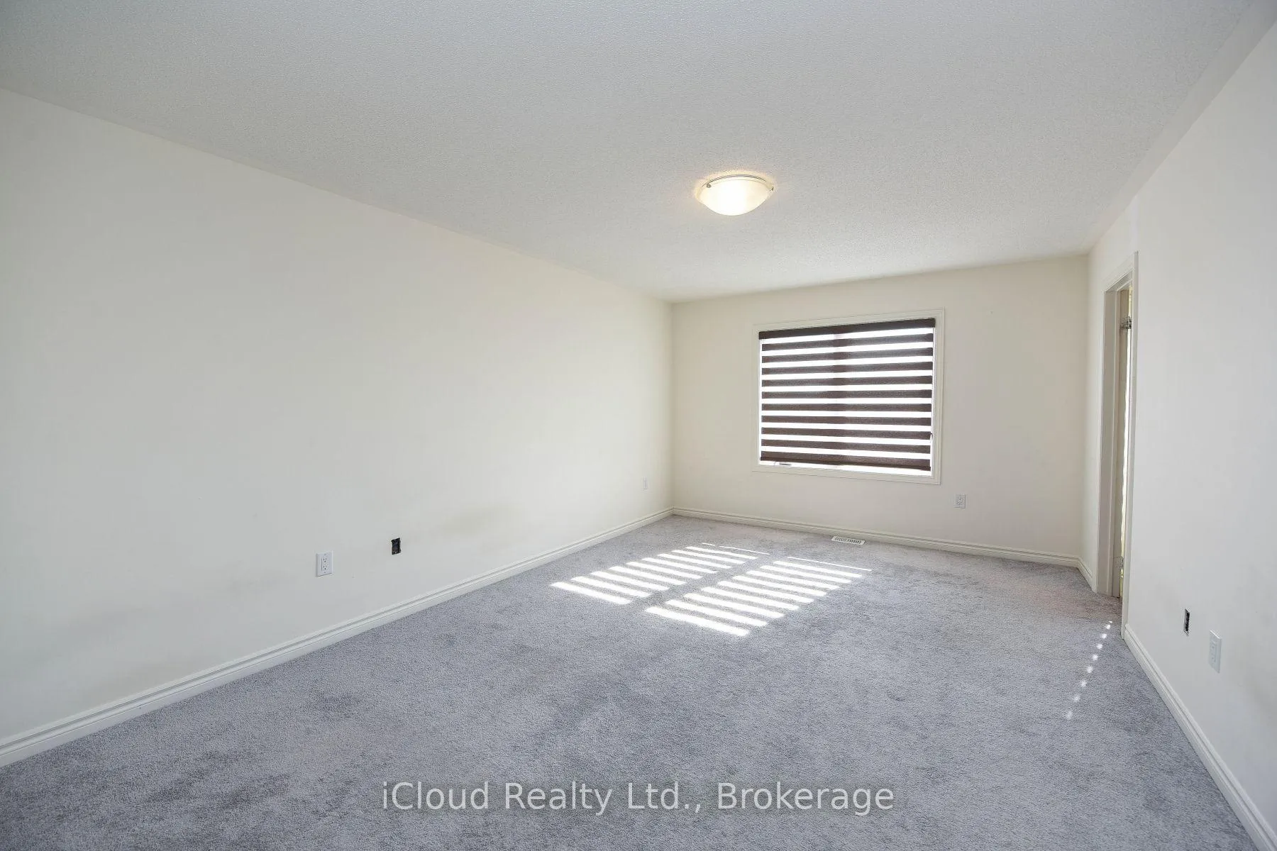 Photo 33 of 39 Stewardship Road, Brampton, Northwest Brampton — HOMEH
