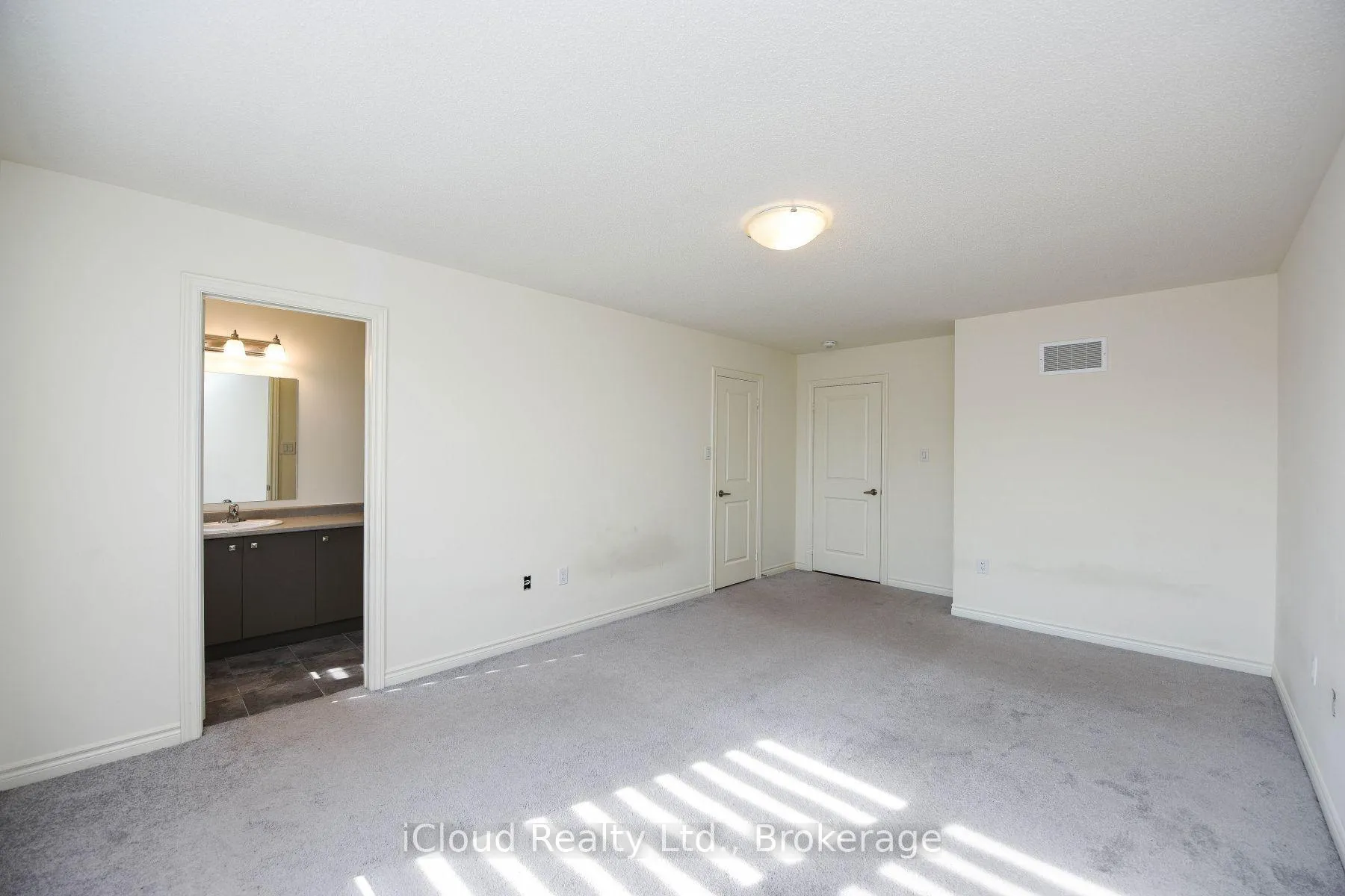 Photo 35 of 39 Stewardship Road, Brampton, Northwest Brampton — HOMEH
