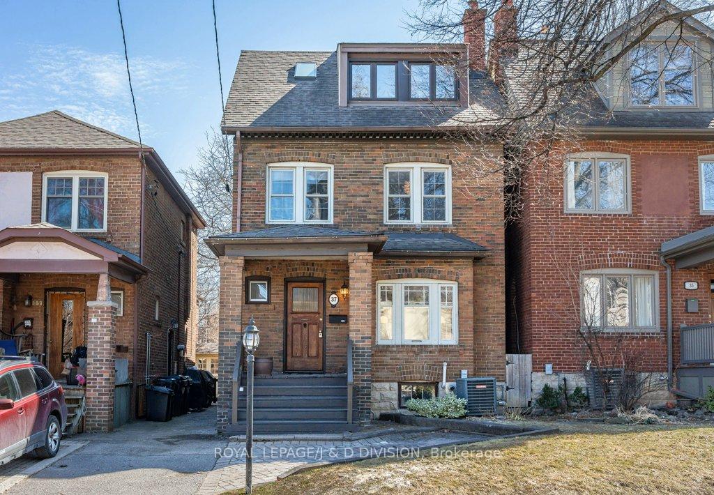 Photo 2 of 37 Tilson Road, Toronto, Mount Pleasant East — HOMEH
