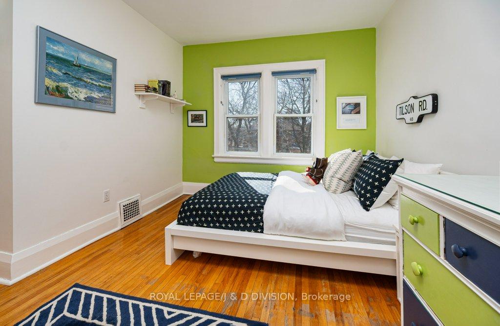 Photo 20 of 37 Tilson Road, Toronto, Mount Pleasant East — HOMEH