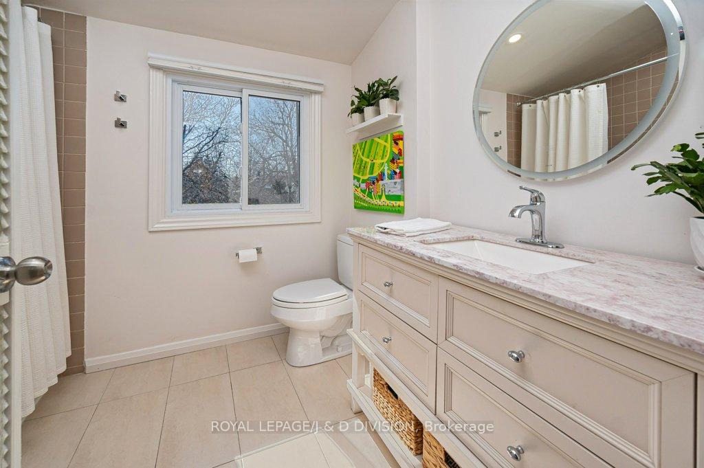 Photo 34 of 37 Tilson Road, Toronto, Mount Pleasant East — HOMEH