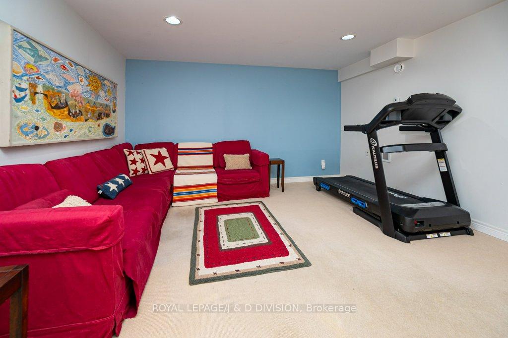 Photo 36 of 37 Tilson Road, Toronto, Mount Pleasant East — HOMEH