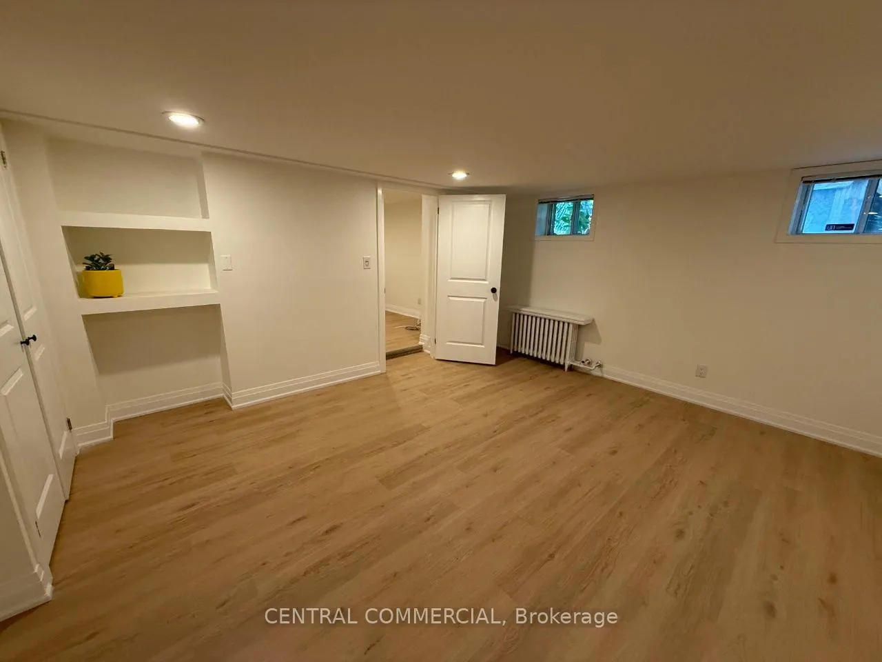 Photo 2 of Unit Basement, 38 Fairfield Road N, Toronto, Mount Pleasant East — HOMEH