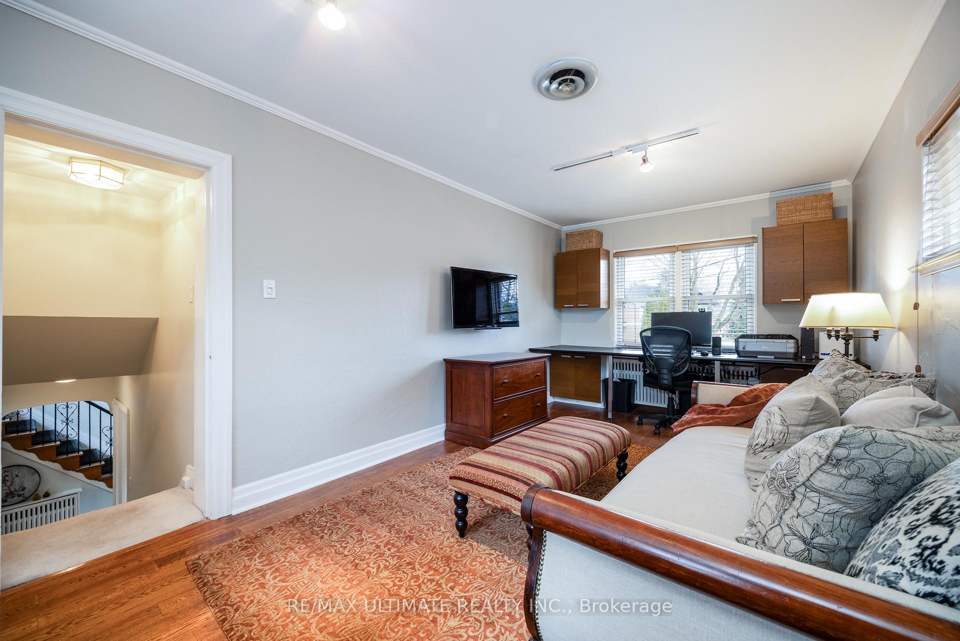 Photo 28 of 8 Richlea Circle, Toronto, Leaside — HOMEH