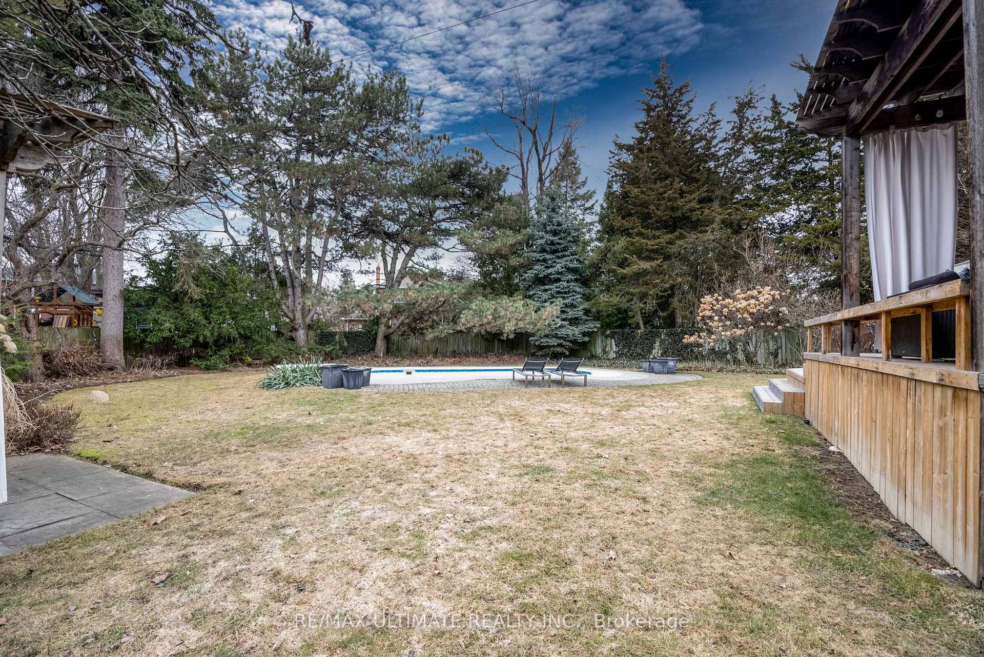 Photo 38 of 8 Richlea Circle, Toronto, Leaside — HOMEH