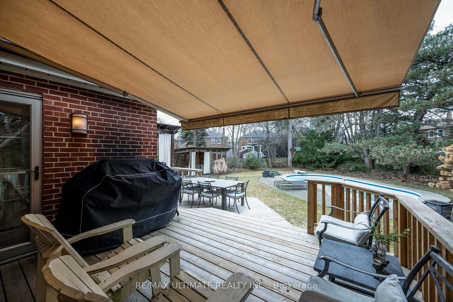 Photo 45 of 8 Richlea Circle, Toronto, Leaside — HOMEH