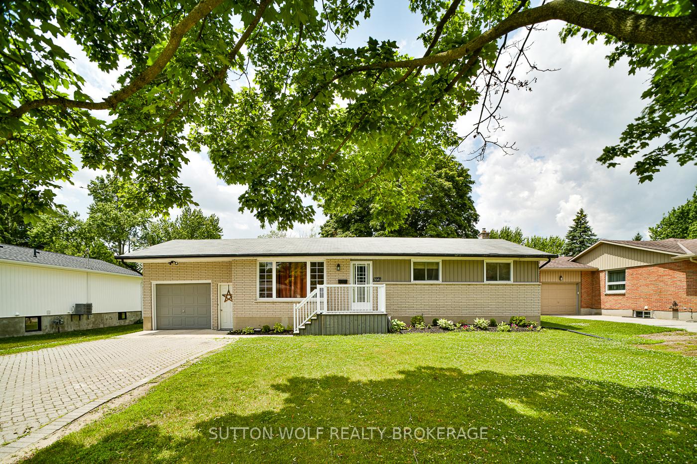 Photo 1 of 566 Dewan Street, Strathroy-Caradoc, NW — HOMEH