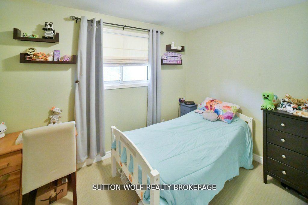 Photo 14 of 566 Dewan Street, Strathroy-Caradoc, NW — HOMEH