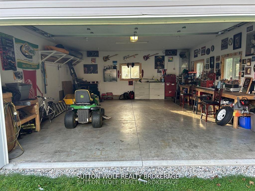 Photo 34 of 566 Dewan Street, Strathroy-Caradoc, NW — HOMEH
