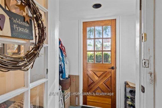 Photo 2 of 4 Warvet Crescent, Toronto, O'Connor-Parkview — HOMEH