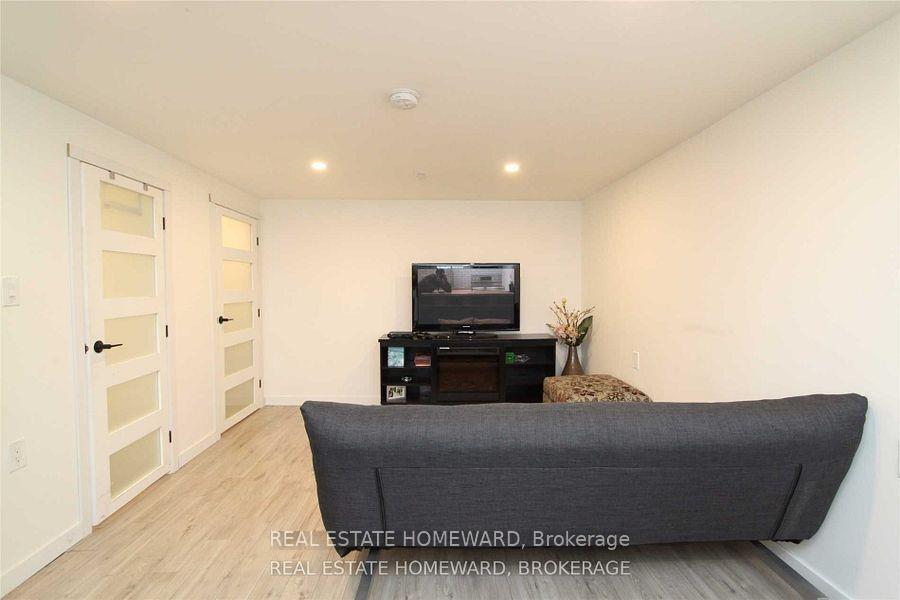 Photo 20 of 4 Warvet Crescent, Toronto, O'Connor-Parkview — HOMEH