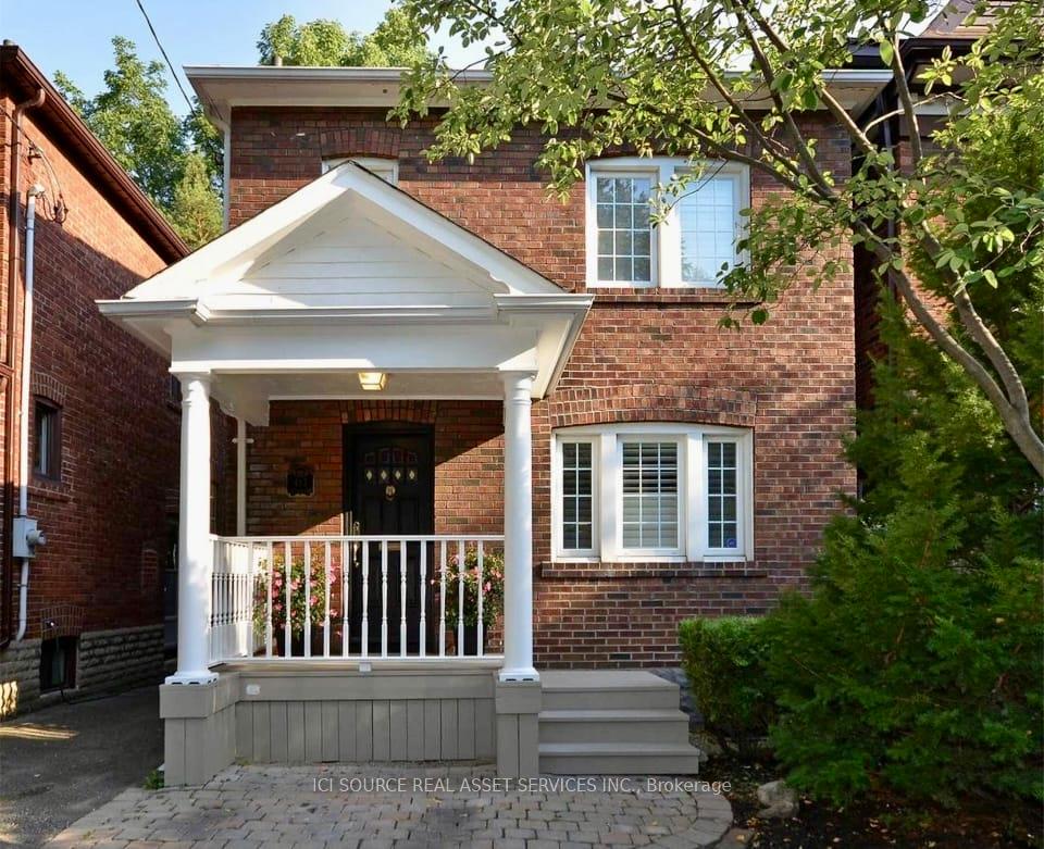 Front of 483 Soudan Avenue