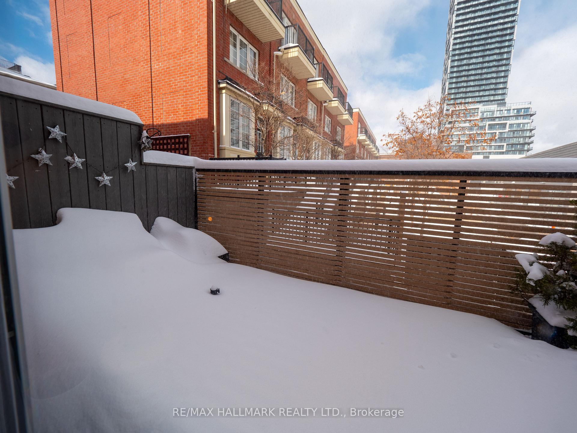 Photo 15 of 16 Old Primrose Lane, Toronto, Regent Park — HOMEH