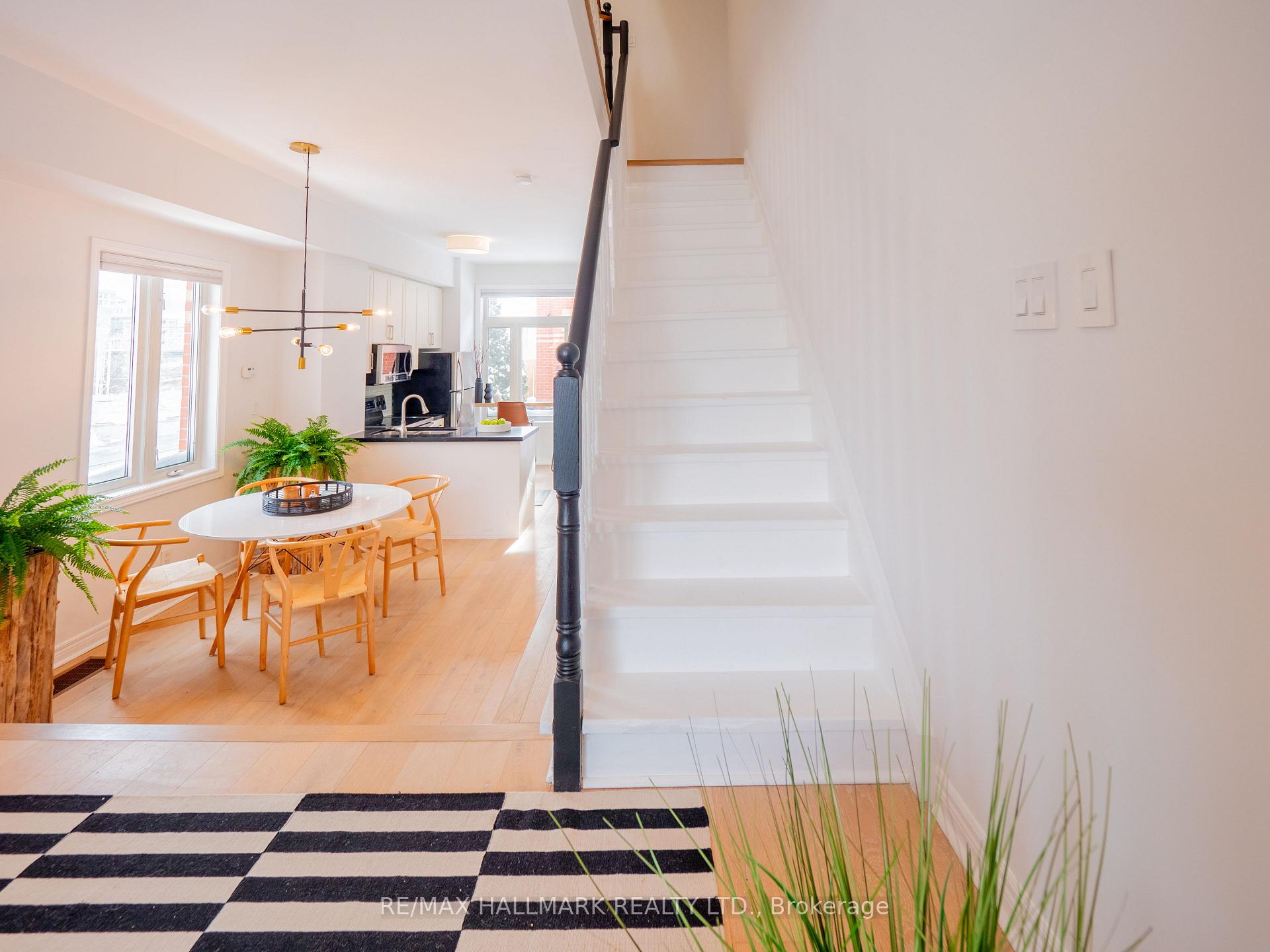 Photo 16 of 16 Old Primrose Lane, Toronto, Regent Park — HOMEH