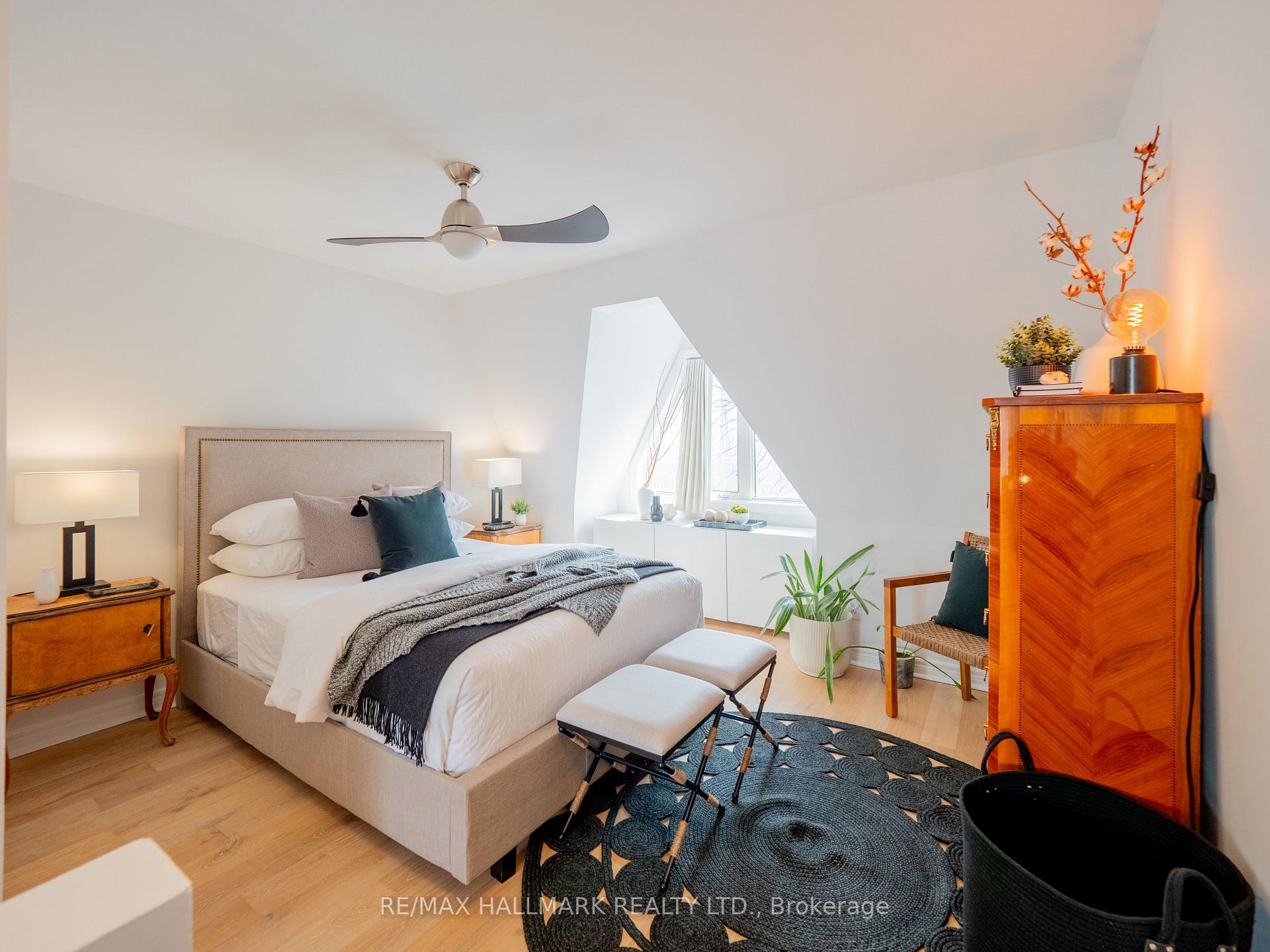 Photo 23 of 16 Old Primrose Lane, Toronto, Regent Park — HOMEH
