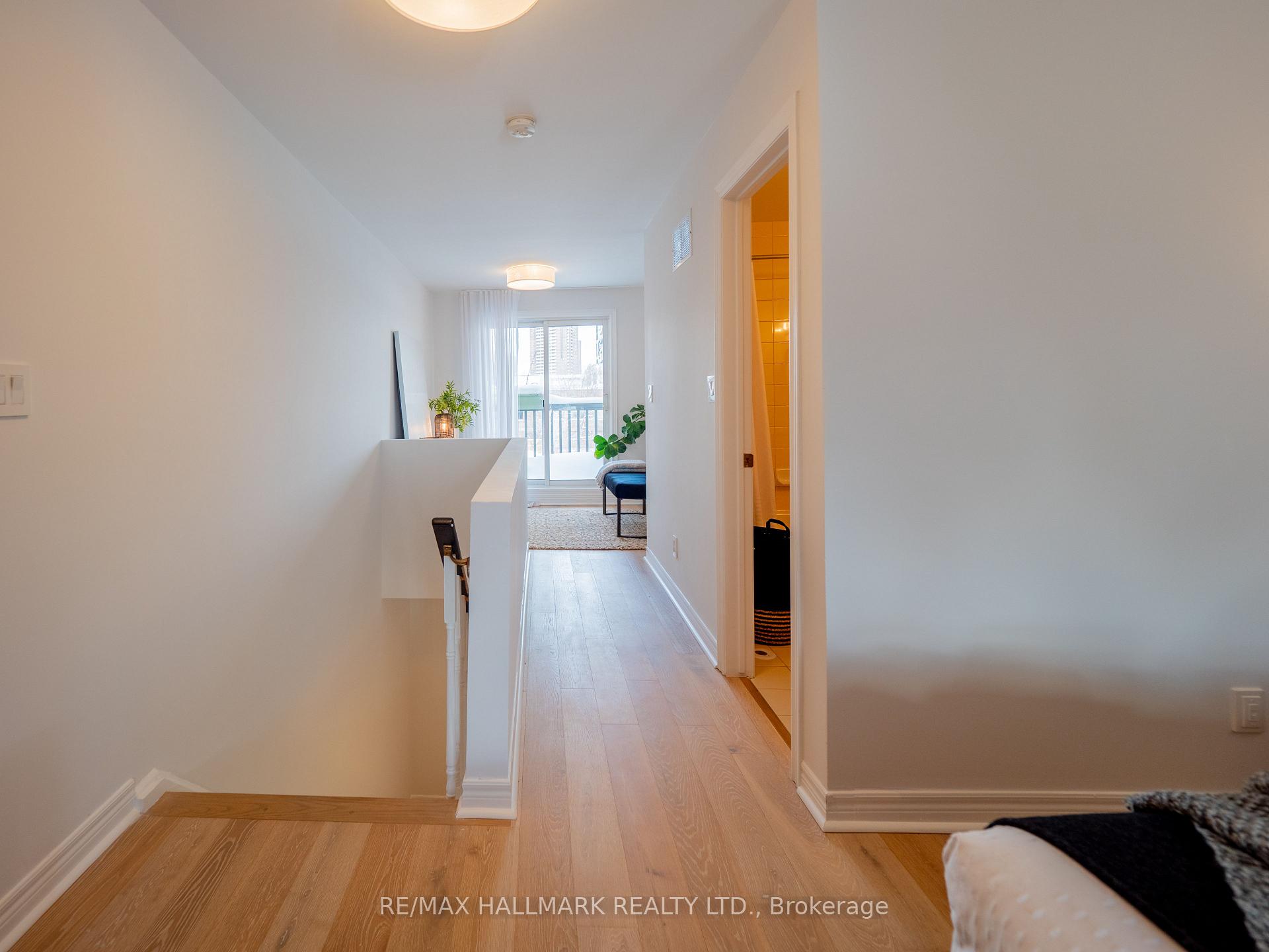Photo 26 of 16 Old Primrose Lane, Toronto, Regent Park — HOMEH