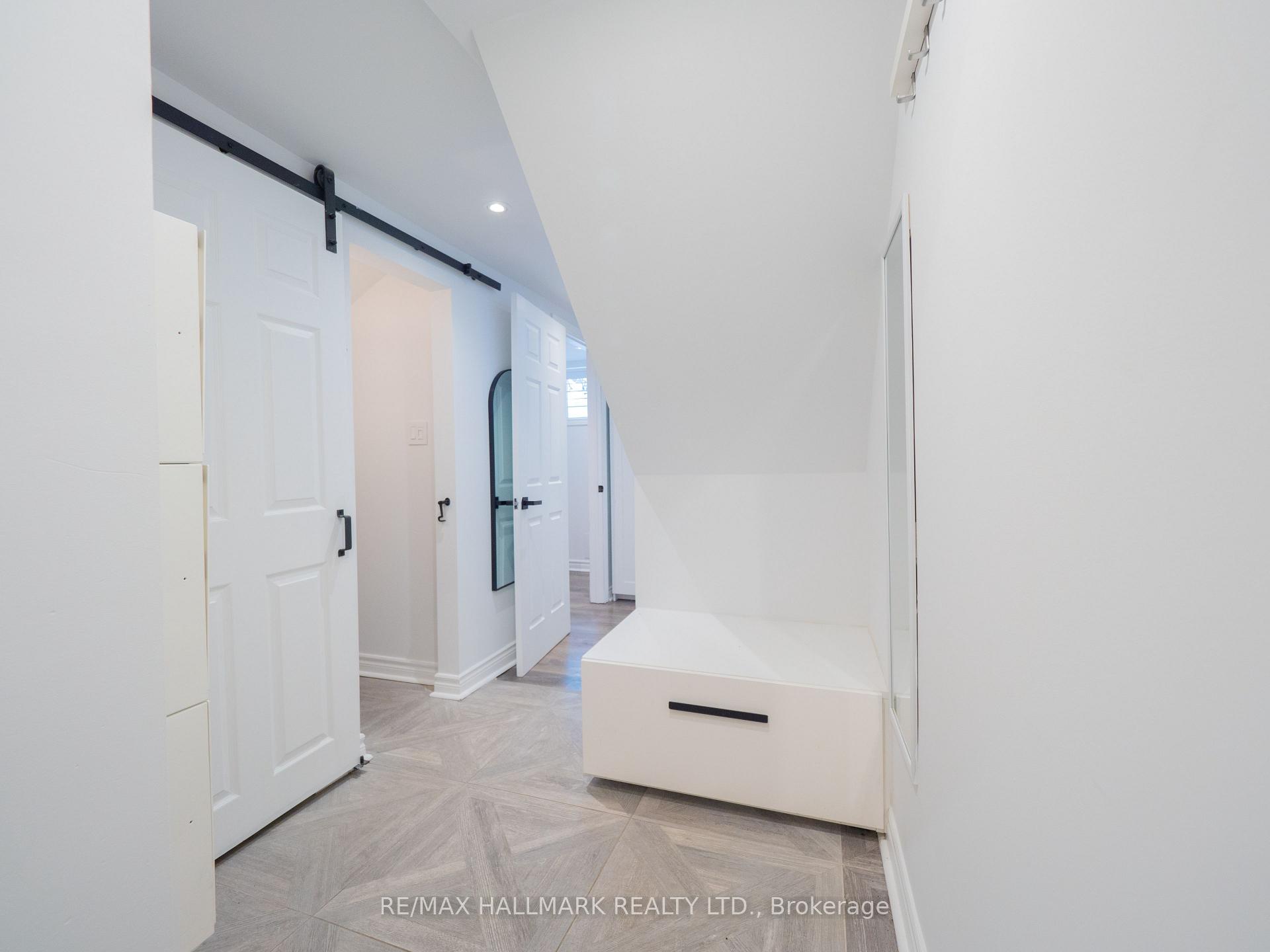 Photo 35 of 16 Old Primrose Lane, Toronto, Regent Park — HOMEH