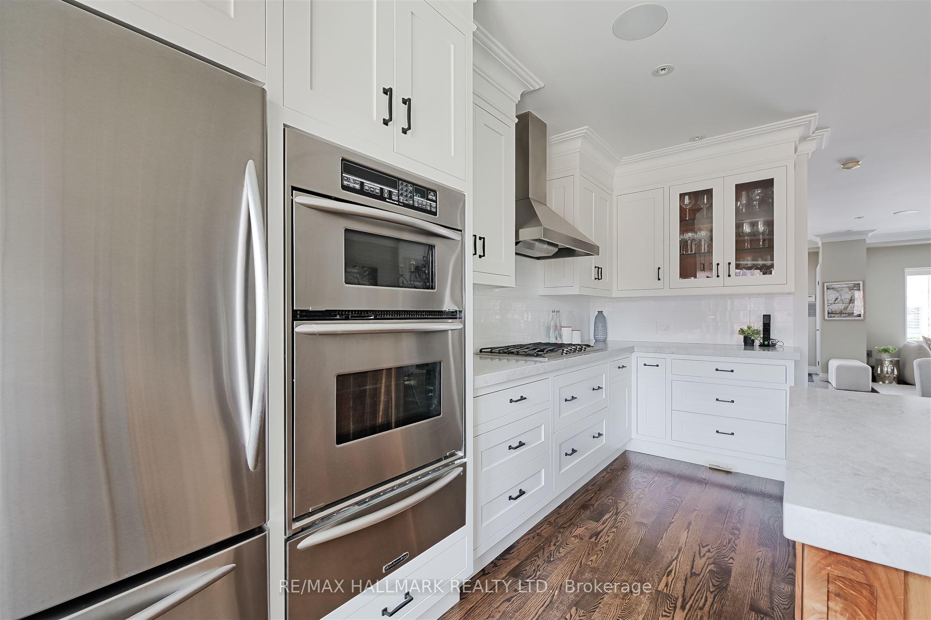 Photo 16 of 89 Donegall Drive, Toronto, Leaside — HOMEH