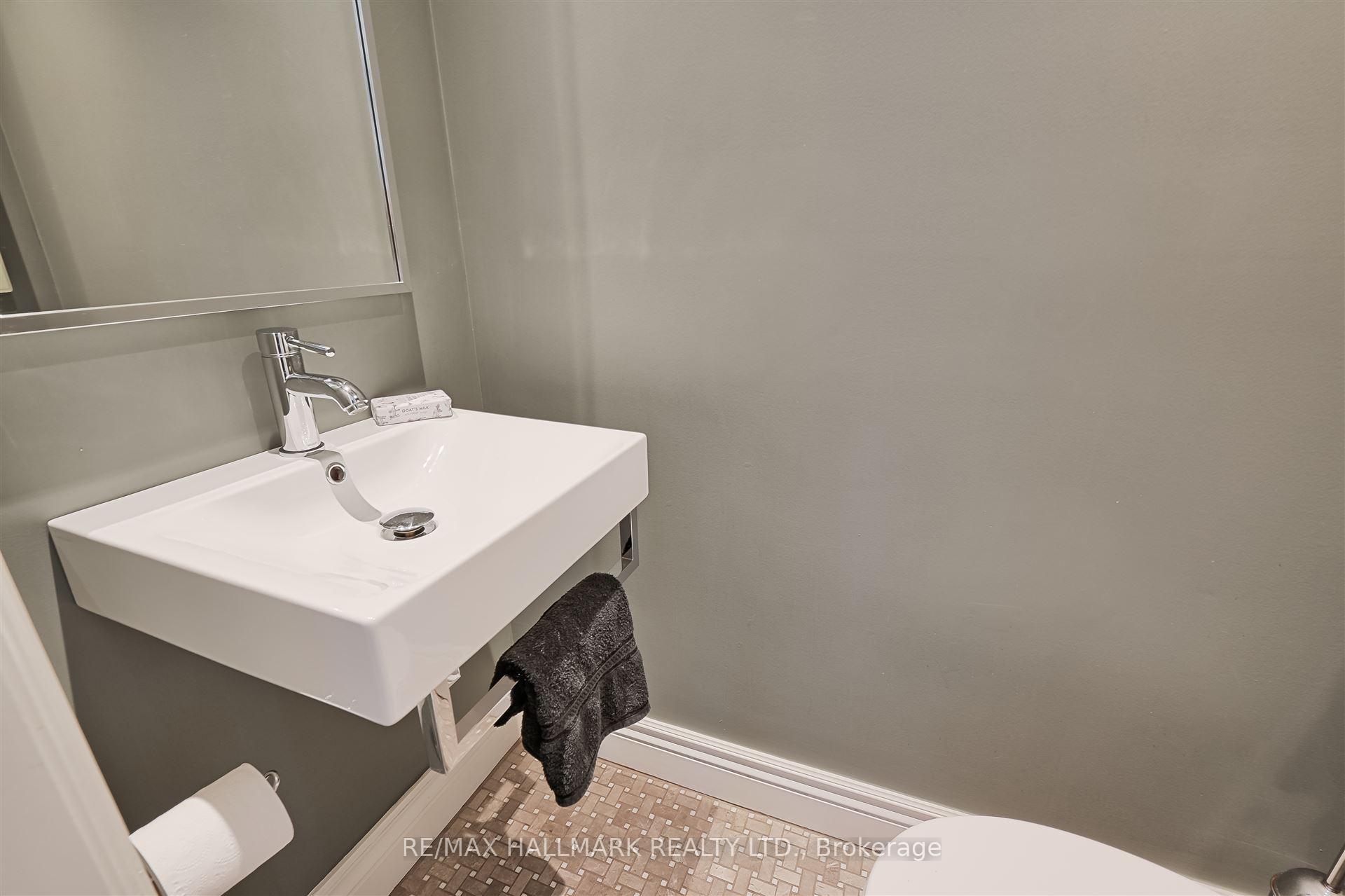 Photo 19 of 89 Donegall Drive, Toronto, Leaside — HOMEH