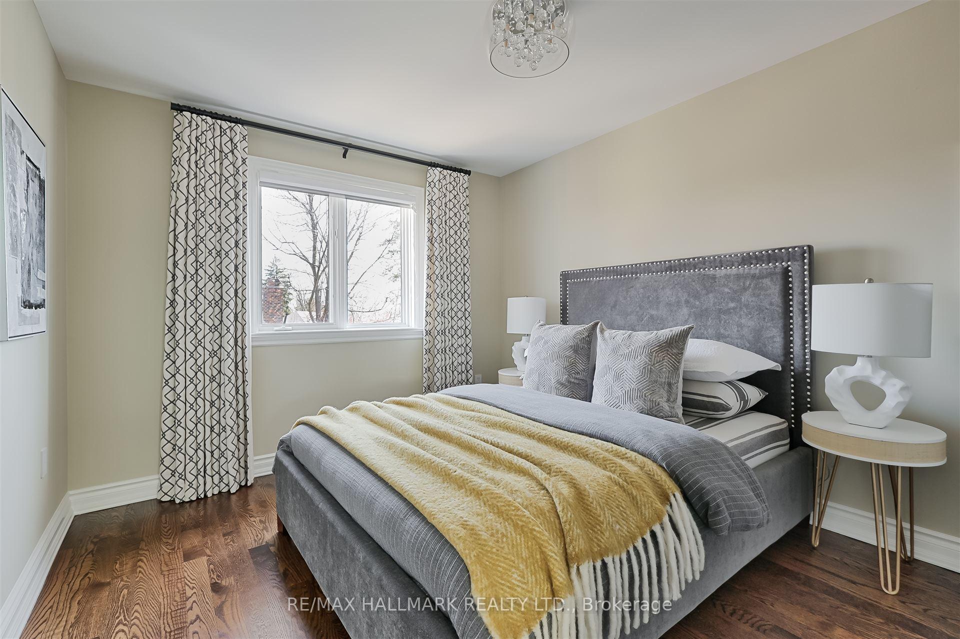 Photo 25 of 89 Donegall Drive, Toronto, Leaside — HOMEH