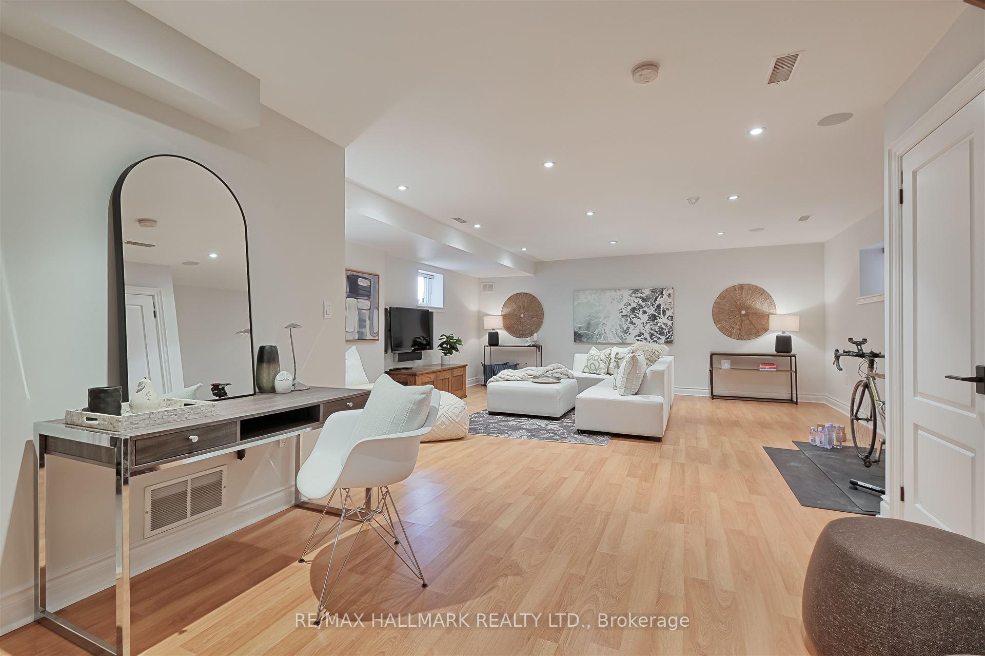 Photo 30 of 89 Donegall Drive, Toronto, Leaside — HOMEH